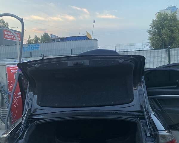 Черный Опель Вектра, объемом двигателя 2.2 л и пробегом 292 тыс. км за 6500 $, фото 6 на Automoto.ua