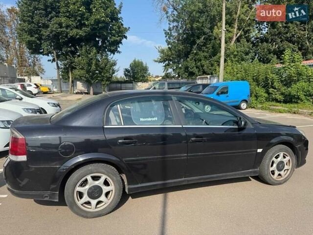 Черный Опель Вектра, объемом двигателя 2.2 л и пробегом 175 тыс. км за 5300 $, фото 2 на Automoto.ua