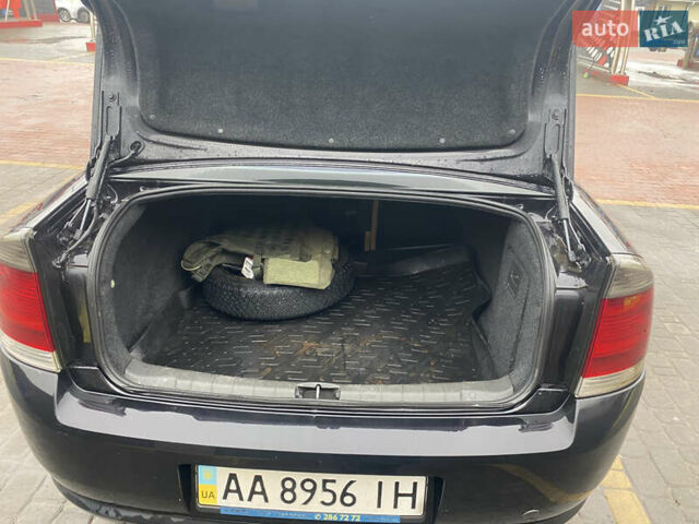 Чорний Опель Вектра, об'ємом двигуна 2.2 л та пробігом 268 тис. км за 5500 $, фото 8 на Automoto.ua