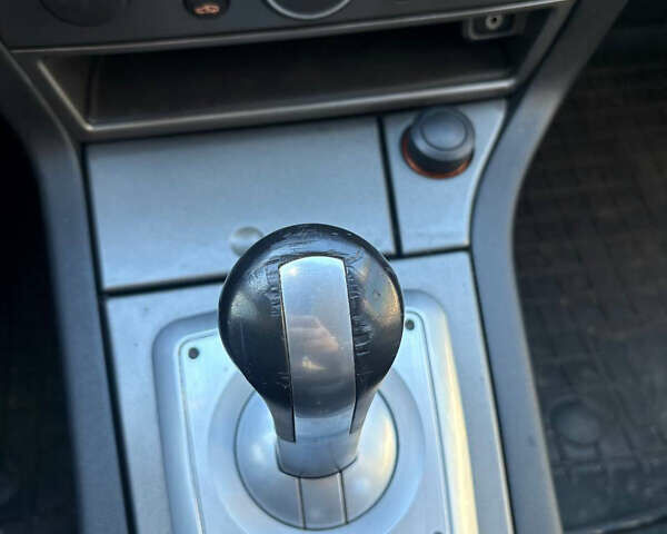 Чорний Опель Вектра, об'ємом двигуна 1.8 л та пробігом 244 тис. км за 3500 $, фото 8 на Automoto.ua