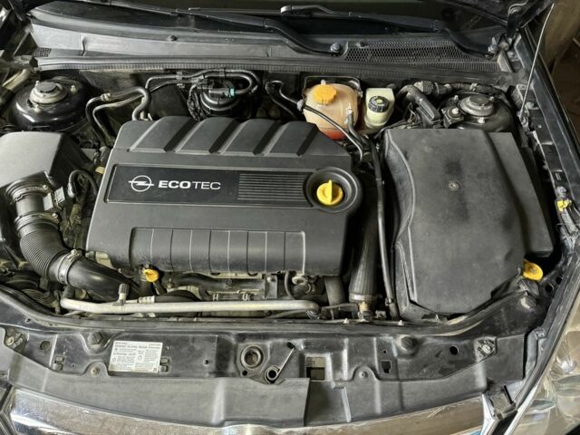 Чорний Опель Вектра, об'ємом двигуна 1.9 л та пробігом 182 тис. км за 6502 $, фото 14 на Automoto.ua