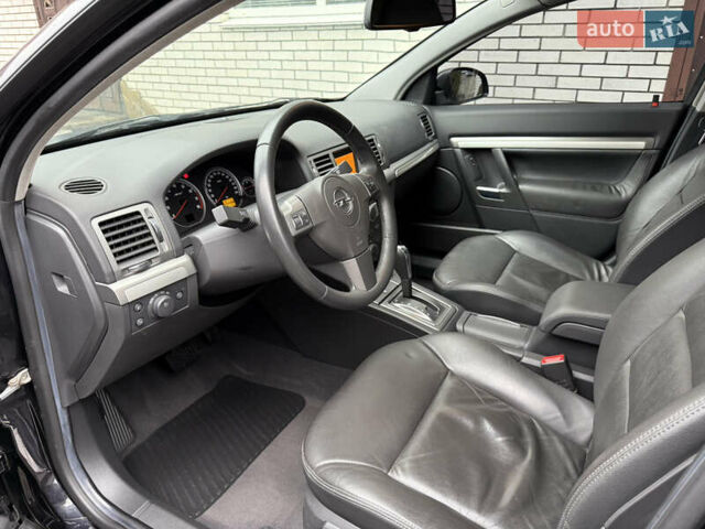 Чорний Опель Вектра, об'ємом двигуна 2.2 л та пробігом 33 тис. км за 9500 $, фото 25 на Automoto.ua