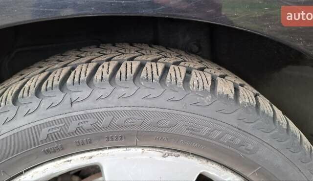 Черный Опель Вектра, объемом двигателя 2.2 л и пробегом 288 тыс. км за 5000 $, фото 11 на Automoto.ua