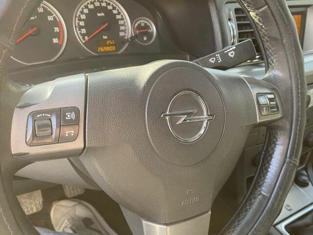 Черный Опель Вектра, объемом двигателя 2.2 л и пробегом 269 тыс. км за 4499 $, фото 20 на Automoto.ua