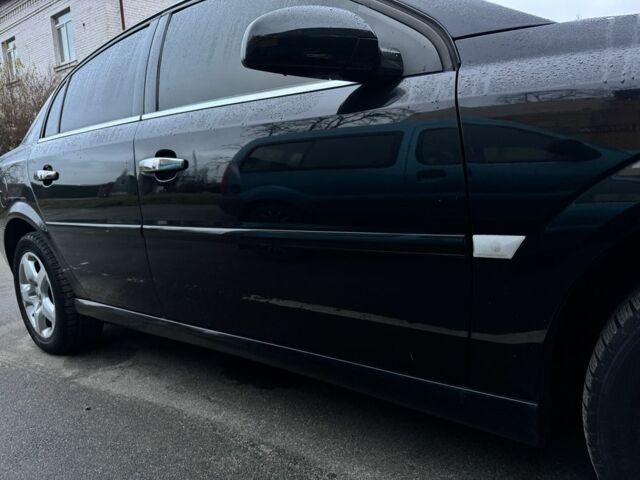 Черный Опель Вектра, объемом двигателя 2.5 л и пробегом 150 тыс. км за 7000 $, фото 6 на Automoto.ua