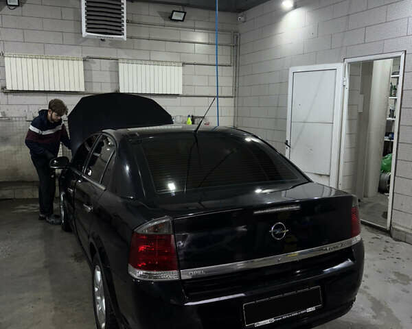Чорний Опель Вектра, об'ємом двигуна 0 л та пробігом 150 тис. км за 6100 $, фото 1 на Automoto.ua
