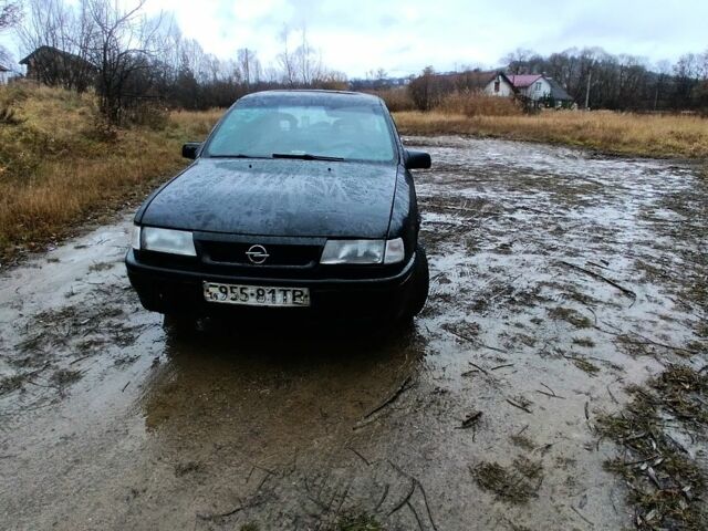 Черный Опель Вектра, объемом двигателя 0 л и пробегом 300 тыс. км за 700 $, фото 4 на Automoto.ua