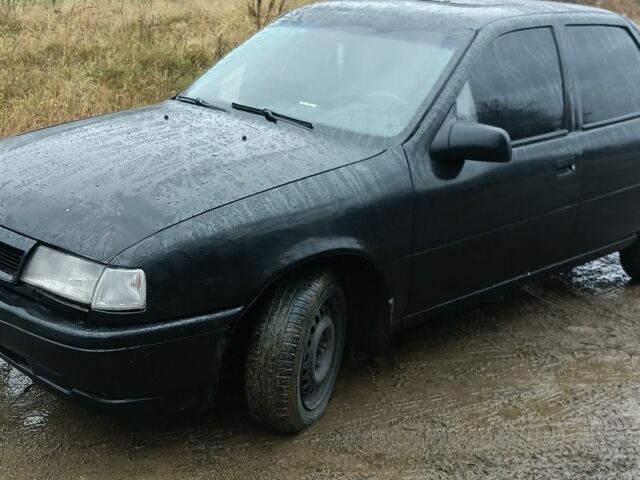 Черный Опель Вектра, объемом двигателя 0 л и пробегом 300 тыс. км за 700 $, фото 5 на Automoto.ua