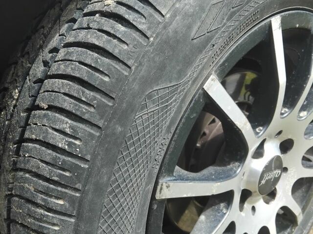 Чорний Опель Вектра, об'ємом двигуна 2 л та пробігом 352 тис. км за 1750 $, фото 5 на Automoto.ua