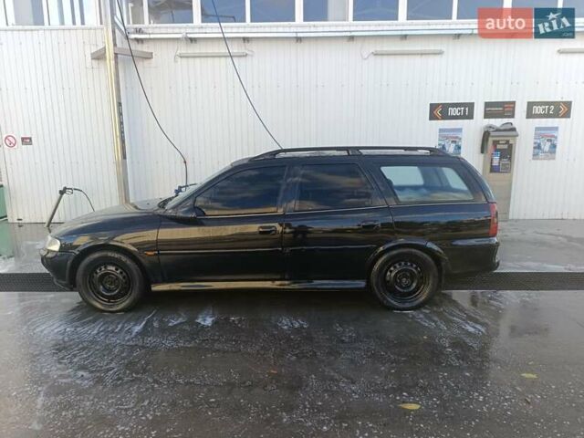 Опель Вектра 1998 в Львове на Automoto.ua Черный Опель Вектра, объемом двигателя 2 л и пробегом 416 тыс. км за 2000 $, фото 1 на Automoto.ua