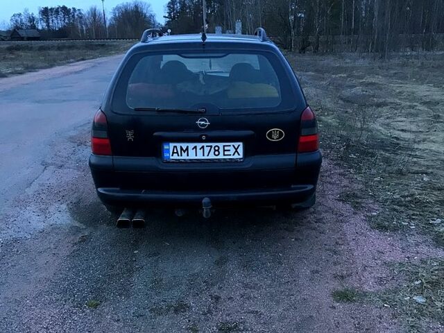 Черный Опель Вектра, объемом двигателя 1.8 л и пробегом 320 тыс. км за 2600 $, фото 2 на Automoto.ua