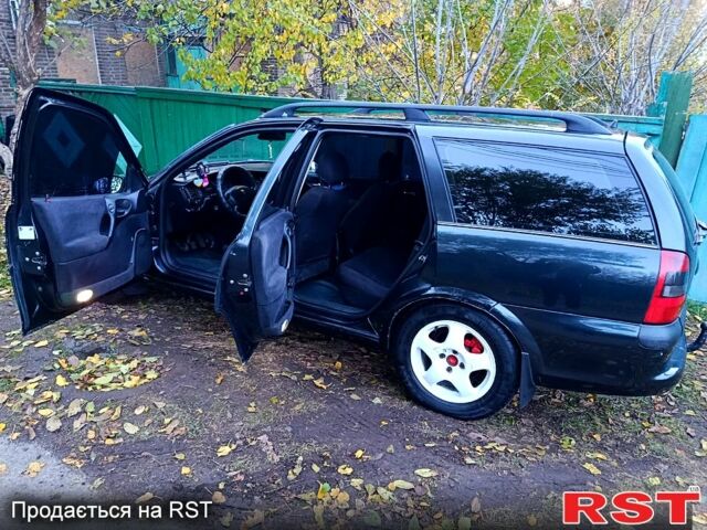 Черный Опель Вектра, объемом двигателя 1.8 л и пробегом 200 тыс. км за 2200 $, фото 3 на Automoto.ua