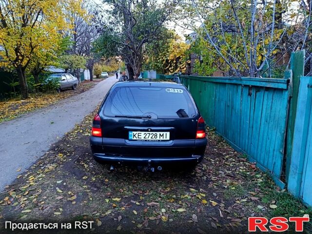 Черный Опель Вектра, объемом двигателя 1.8 л и пробегом 200 тыс. км за 2200 $, фото 7 на Automoto.ua