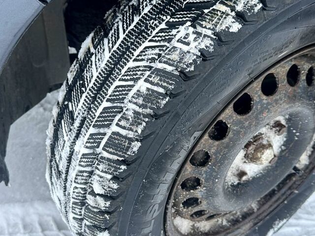 Чорний Опель Вектра, об'ємом двигуна 1.8 л та пробігом 282 тис. км за 2000 $, фото 12 на Automoto.ua