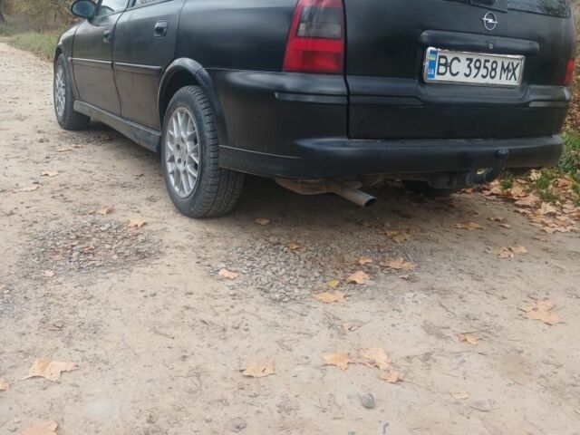Черный Опель Вектра, объемом двигателя 1.8 л и пробегом 249 тыс. км за 1850 $, фото 2 на Automoto.ua