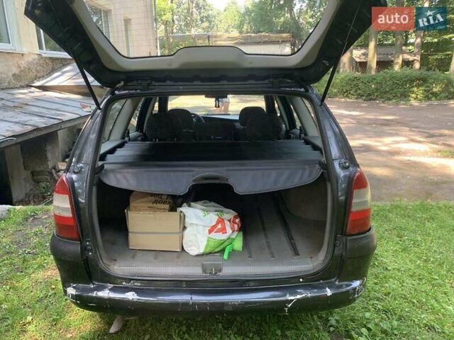 Чорний Опель Вектра, об'ємом двигуна 1.8 л та пробігом 300 тис. км за 2200 $, фото 2 на Automoto.ua