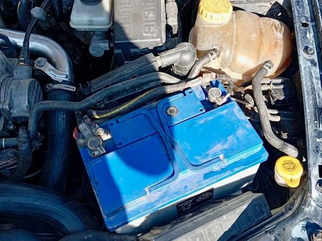 Чорний Опель Вектра, об'ємом двигуна 2 л та пробігом 325 тис. км за 2500 $, фото 19 на Automoto.ua