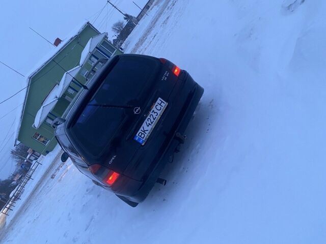 Черный Опель Вектра, объемом двигателя 1.8 л и пробегом 478 тыс. км за 1750 $, фото 3 на Automoto.ua