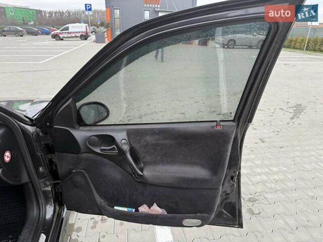 Черный Опель Вектра, объемом двигателя 2 л и пробегом 355 тыс. км за 3600 $, фото 9 на Automoto.ua