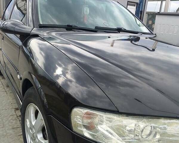 Черный Опель Вектра, объемом двигателя 2.2 л и пробегом 400 тыс. км за 3100 $, фото 12 на Automoto.ua
