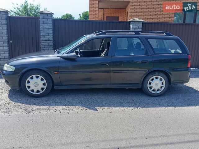 Черный Опель Вектра, объемом двигателя 1.6 л и пробегом 247 тыс. км за 2800 $, фото 2 на Automoto.ua
