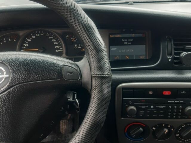 Черный Опель Вектра, объемом двигателя 2 л и пробегом 360 тыс. км за 2000 $, фото 18 на Automoto.ua