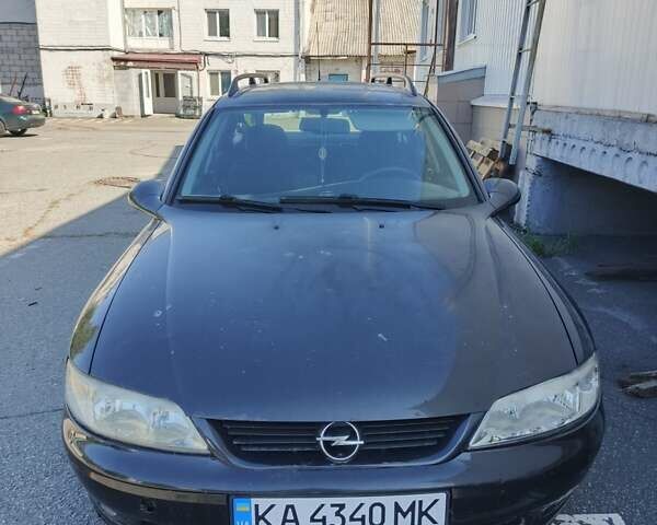 Черный Опель Вектра, объемом двигателя 1.6 л и пробегом 290 тыс. км за 2900 $, фото 5 на Automoto.ua