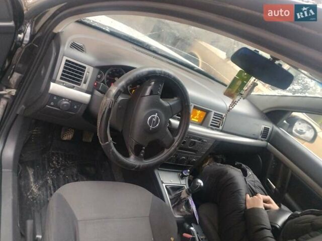 Черный Опель Вектра, объемом двигателя 2.2 л и пробегом 270 тыс. км за 3600 $, фото 9 на Automoto.ua