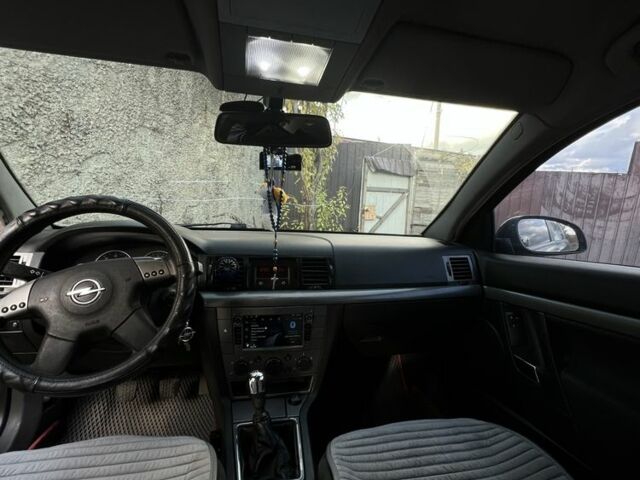 Опель Вектра 2003 в Сумах на Automoto.ua Черный Опель Вектра, объемом двигателя 2.2 л и пробегом 291 тыс. км за 4100 $, фото 4 на Automoto.ua