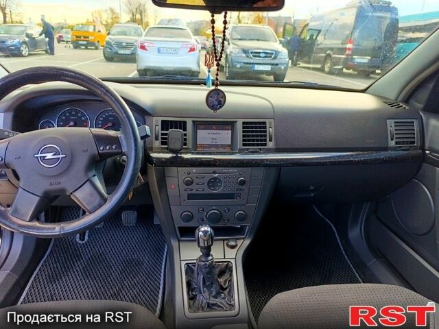 Опель Вектра 2003 в Вышгороде на Automoto.ua Черный Опель Вектра, объемом двигателя 2.2 л и пробегом 233 тыс. км за 3800 $, фото 4 на Automoto.ua