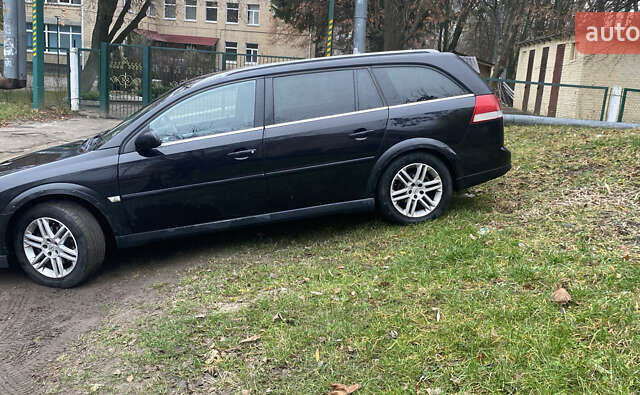 Черный Опель Вектра, объемом двигателя 2 л и пробегом 279 тыс. км за 3100 $, фото 8 на Automoto.ua