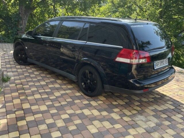 Черный Опель Вектра, объемом двигателя 1.8 л и пробегом 353 тыс. км за 3700 $, фото 2 на Automoto.ua