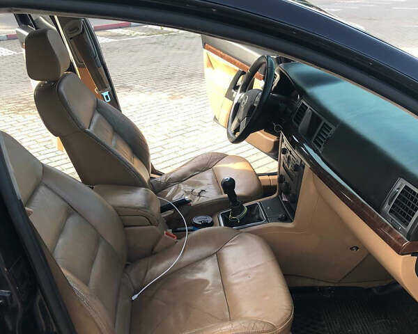 Опель Вектра 2004 в Ивано-Франковске на Automoto.ua Черный Опель Вектра, объемом двигателя 0 л и пробегом 354 тыс. км за 3800 $, фото 1 на Automoto.ua