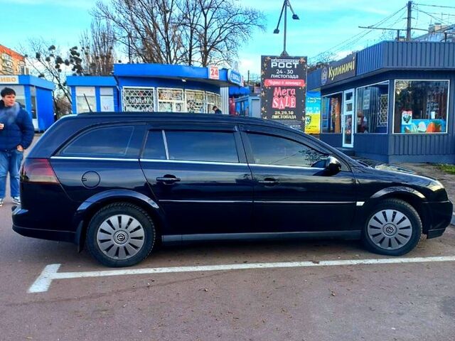 Чорний Опель Вектра, об'ємом двигуна 2.2 л та пробігом 303 тис. км за 4950 $, фото 3 на Automoto.ua