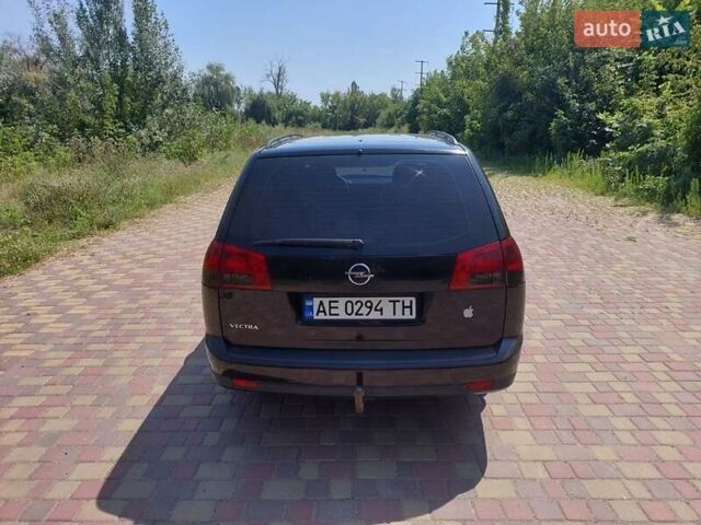 Черный Опель Вектра, объемом двигателя 1.9 л и пробегом 290 тыс. км за 4200 $, фото 3 на Automoto.ua