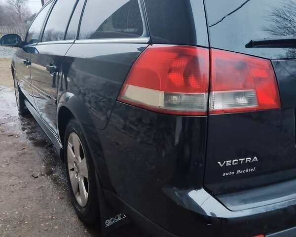 Черный Опель Вектра, объемом двигателя 1.9 л и пробегом 322 тыс. км за 5500 $, фото 4 на Automoto.ua