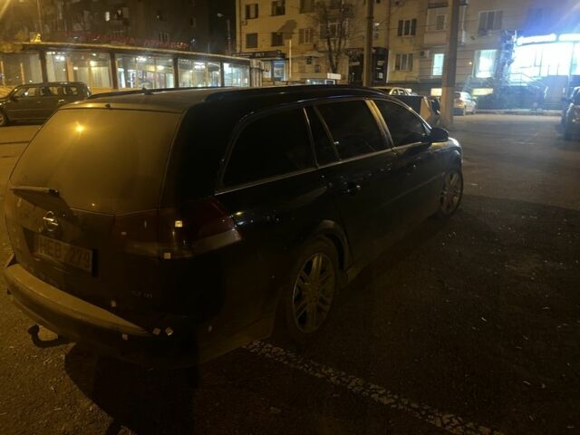 Черный Опель Вектра, объемом двигателя 2.2 л и пробегом 370 тыс. км за 2700 $, фото 4 на Automoto.ua