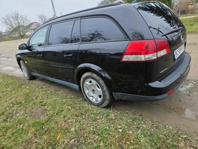 Черный Опель Вектра, объемом двигателя 1.8 л и пробегом 221 тыс. км за 3903 $, фото 2 на Automoto.ua