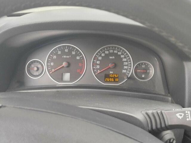 Черный Опель Вектра, объемом двигателя 1.8 л и пробегом 280 тыс. км за 4500 $, фото 1 на Automoto.ua