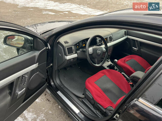 Черный Опель Вектра, объемом двигателя 2.2 л и пробегом 306 тыс. км за 3750 $, фото 7 на Automoto.ua
