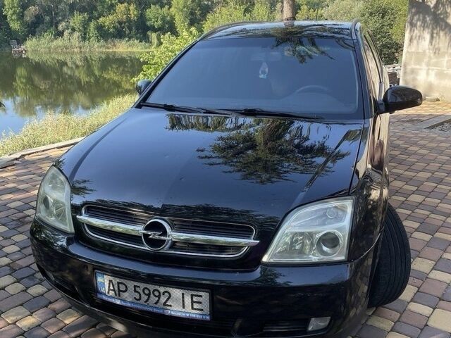 Черный Опель Вектра, объемом двигателя 1.8 л и пробегом 353 тыс. км за 3690 $, фото 3 на Automoto.ua