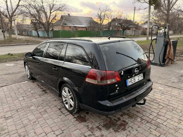 Чорний Опель Вектра, об'ємом двигуна 2.2 л та пробігом 350 тис. км за 2450 $, фото 10 на Automoto.ua