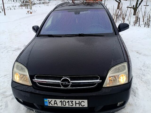 Черный Опель Вектра, объемом двигателя 2.2 л и пробегом 310 тыс. км за 3750 $, фото 1 на Automoto.ua