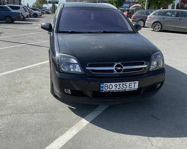 Черный Опель Вектра, объемом двигателя 1.9 л и пробегом 239 тыс. км за 4900 $, фото 1 на Automoto.ua