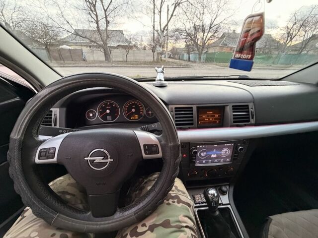 Чорний Опель Вектра, об'ємом двигуна 2.2 л та пробігом 350 тис. км за 2450 $, фото 14 на Automoto.ua