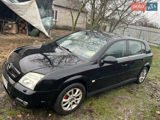 Черный Опель Вектра, объемом двигателя 2.2 л и пробегом 303 тыс. км за 3925 $, фото 3 на Automoto.ua