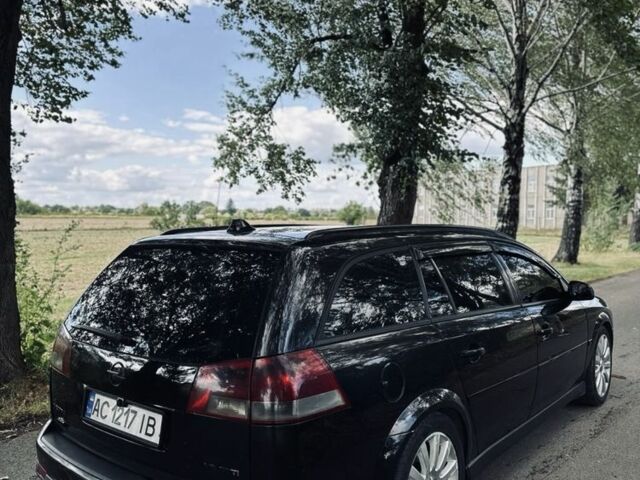 Черный Опель Вектра, объемом двигателя 3 л и пробегом 319 тыс. км за 5440 $, фото 3 на Automoto.ua