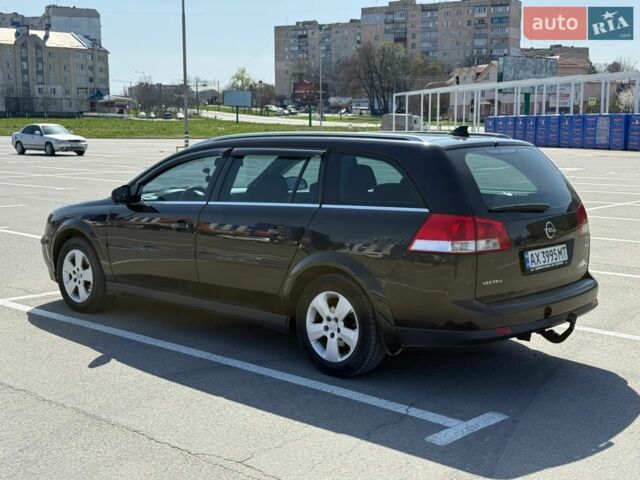 Чорний Опель Вектра, об'ємом двигуна 1.91 л та пробігом 360 тис. км за 4000 $, фото 4 на Automoto.ua