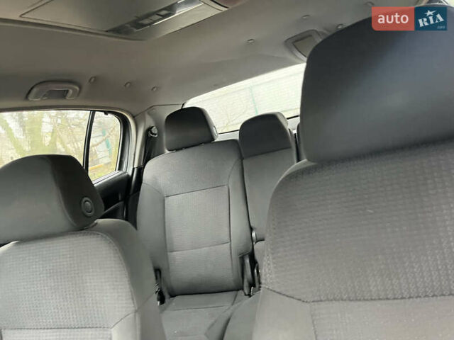 Черный Опель Вектра, объемом двигателя 2.2 л и пробегом 303 тыс. км за 3925 $, фото 8 на Automoto.ua