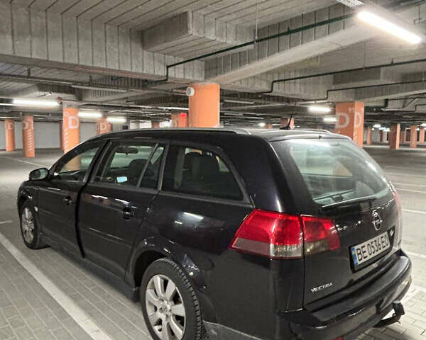 Черный Опель Вектра, объемом двигателя 1.91 л и пробегом 294 тыс. км за 4500 $, фото 2 на Automoto.ua